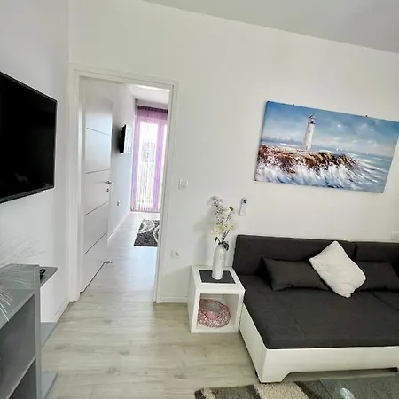 Luna Modern Sea View * Split