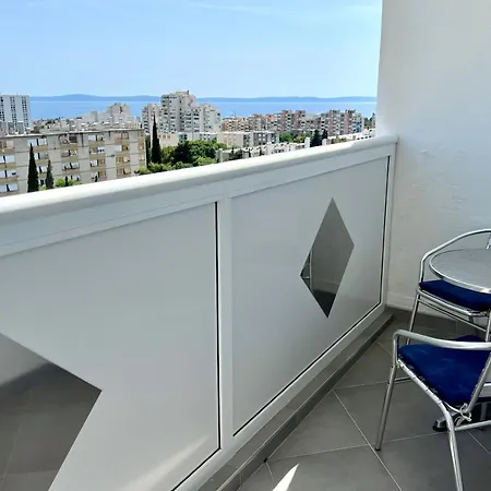 Apartment Luna Modern Sea View *